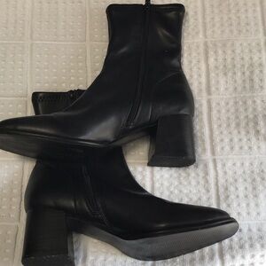 Steve Madden Black Heeled Boots